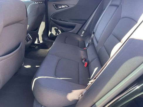 Used 2021 Chevrolet Malibu LT image 12