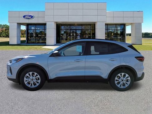 New 2026 Ford Escape Active w/ Active Premium Tech Pack image 7