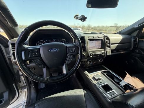 Used 2019 Ford Expedition Limited w/ Texas Edition Package image 16