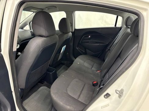 Used 2013 Kia Rio LX w/ PWR Pkg FWD image 16