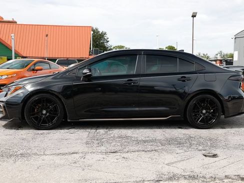 Used 2021 Toyota Corolla SE FWD image 4