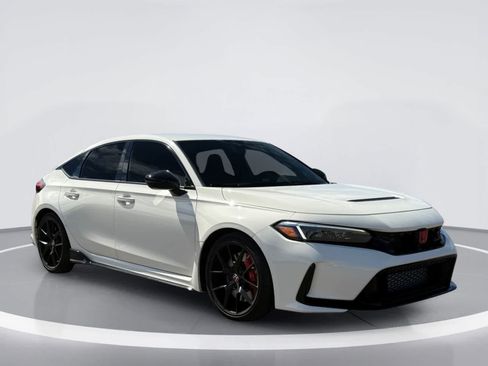 Used 2024 Honda Civic Type R image 6