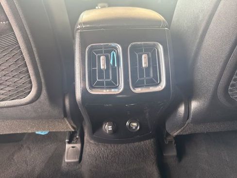 Used 2023 Kia Sorento SX AWD/4WD image 10