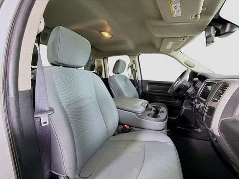 Used 2014 RAM 1500 Express AWD/4WD image 26