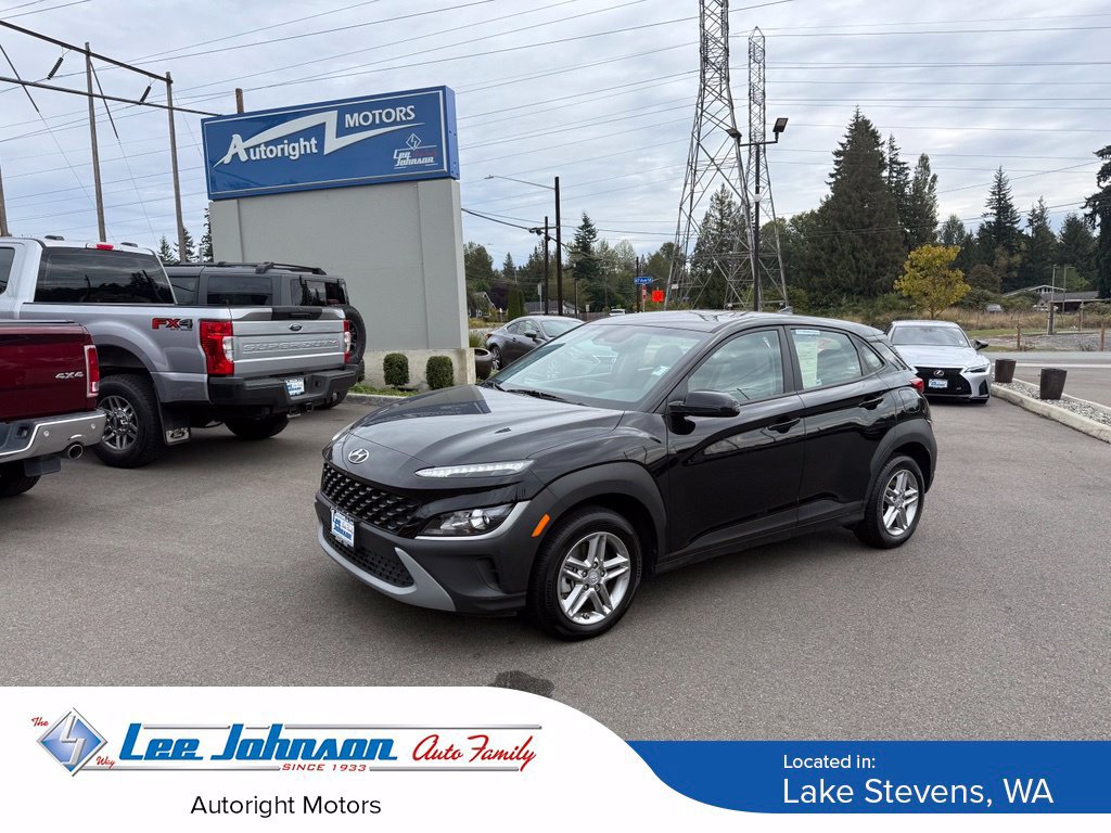 Used 2023 Hyundai Kona SE AWD/4WD image 1