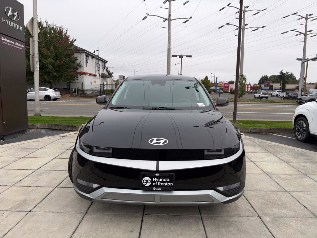 Certified 2024 Hyundai Ioniq 5 SEL RWD image 3