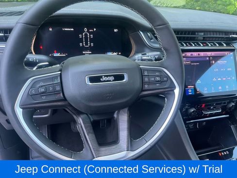 New 2025 Jeep Grand Cherokee L Limited w/ Black Appearance Package image 10