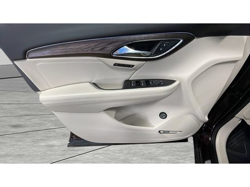 Used 2023 Buick Envision Avenir AWD/4WD image 10