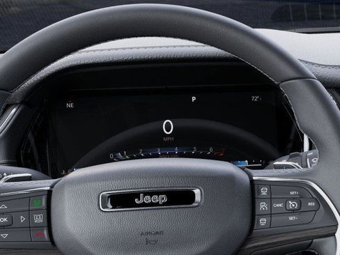 New 2026 Jeep Grand Cherokee Limited image 18