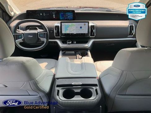 Certified 2025 Ford Expedition Max Platinum w/ Driver's Package AWD/4WD image 6