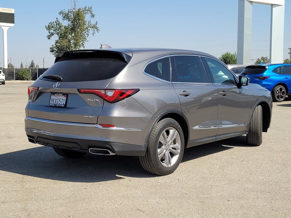 Certified 2024 Acura MDX SH-AWD image 3