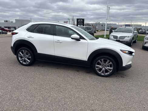 Used 2023 MAZDA CX-30 AWD 2.5 S w/ Select Package image 4