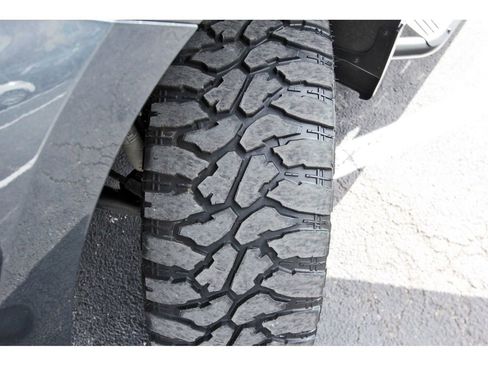 Used 2019 Chevrolet Silverado 1500 LT Trail Boss image 32