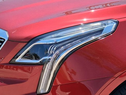 Used 2024 Cadillac XT5 Luxury w/ LPO, Floor Liner Package FWD image 7