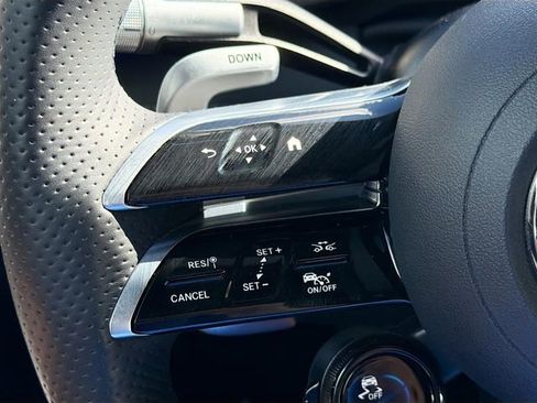 Used 2023 Mercedes-Benz SL 43 AMG AMG SL 43 image 33