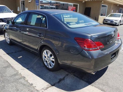 Used 2008 Toyota Avalon Touring FWD image 2