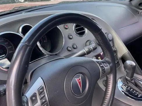 Used 2007 Pontiac Solstice GXP w/ Premium Package image 16