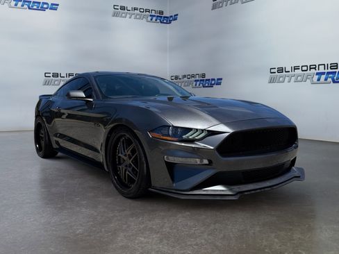 Used 2020 Ford Mustang GT image 3