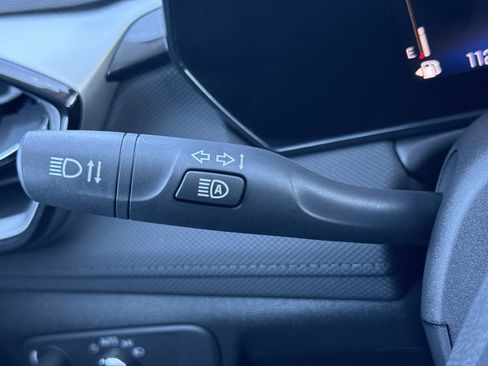 Used 2025 Chevrolet TrailBlazer LT w/ Convenience Package image 9