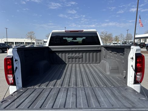 Used 2023 GMC Sierra 1500 Elevation w/ LPO, Elevation Black Package AWD/4WD image 32