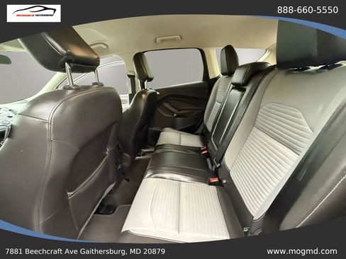 Used 2018 Ford Escape SE w/ SE Sport Appearance Package AWD/4WD image 11
