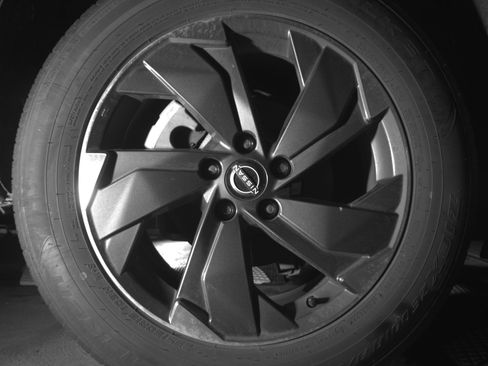 Used 2025 Nissan Rogue SV image 15