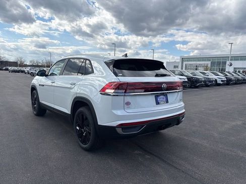 New 2026 Volkswagen Atlas Cross Sport SE AWD/4WD image 8
