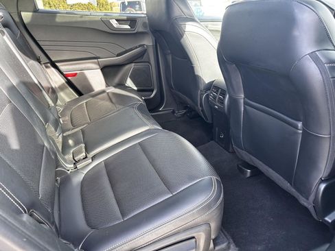 Used 2021 Ford Escape Titanium w/ Class II Trailer Tow Package image 15