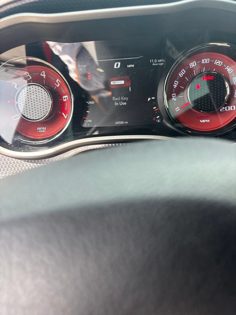 Used 2016 Dodge Challenger SRT Hellcat RWD image 12