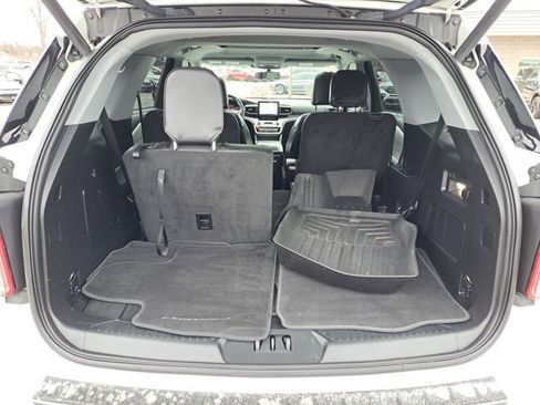 Certified 2022 Ford Explorer XLT w/ Equipment Group 202A image 32