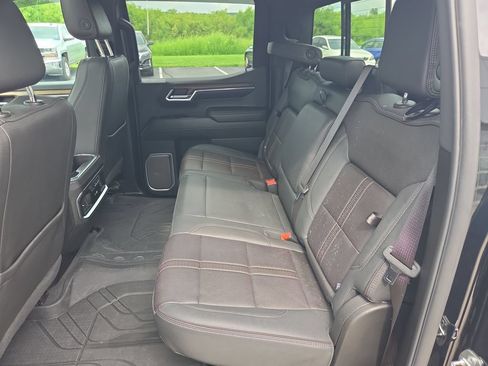 Certified 2024 Chevrolet Silverado 1500 High Country w/ High Country Premium Package AWD/4WD image 30