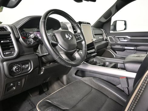 Used 2020 RAM 1500 Laramie AWD/4WD image 23