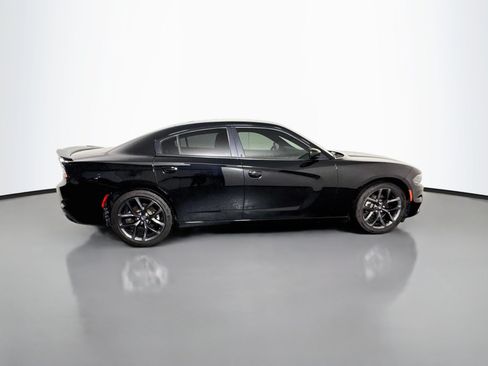 Used 2021 Dodge Charger SXT w/ Blacktop Package RWD image 11