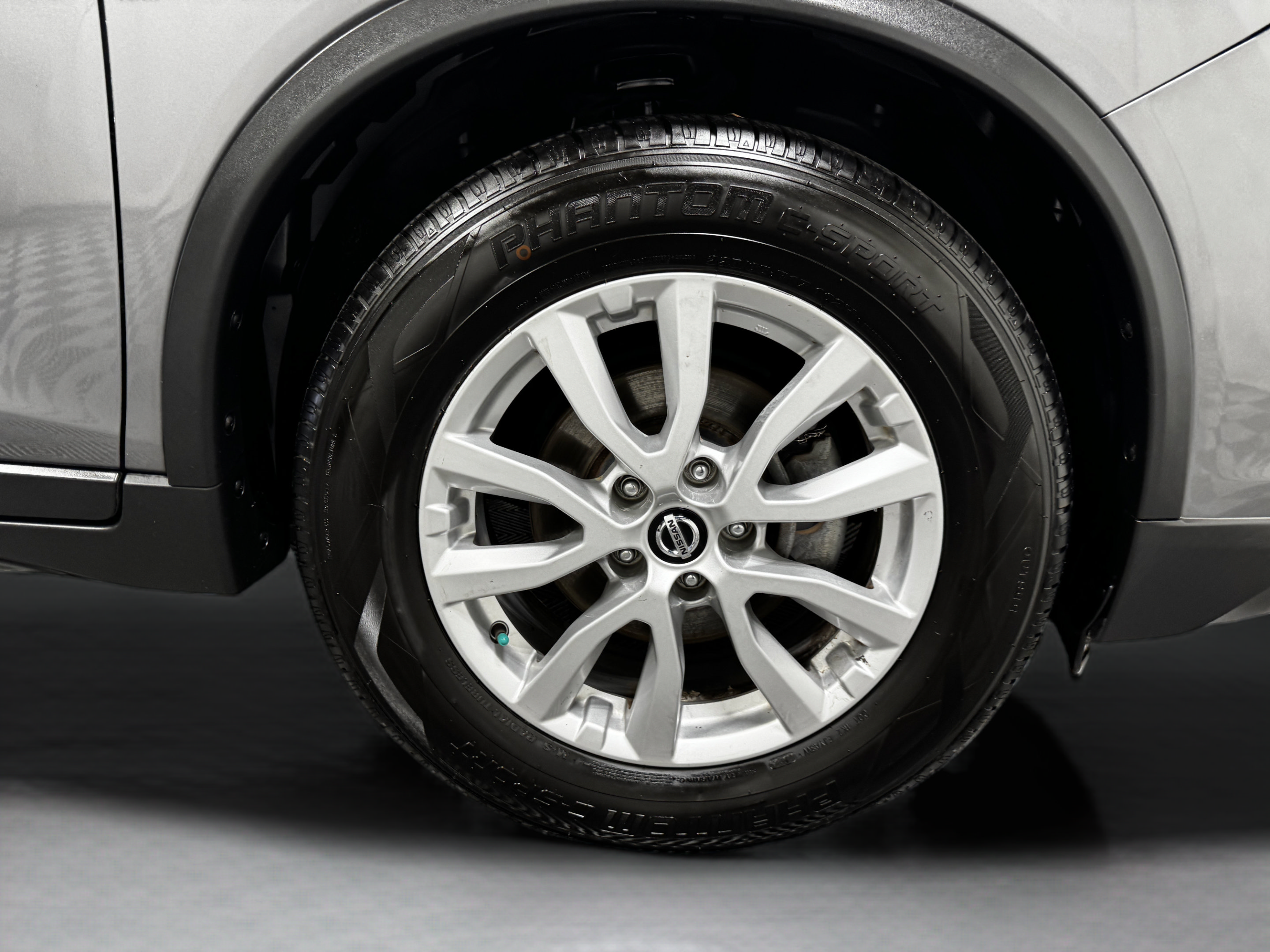 Used 2019 Nissan Rogue SV FWD image 53