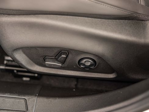 New 2025 Alfa Romeo Tonale w/ Premium Package image 22