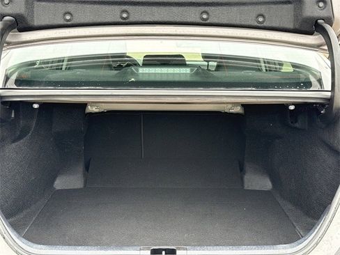 Used 2024 Toyota Camry SE image 30