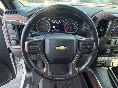 Used 2022 Chevrolet Silverado 3500 High Country w/ Safety Package II AWD/4WD image 18