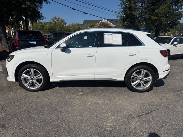 Used 2023 Audi Q3 2.0T Premium Plus w/ Premium Plus Package AWD/4WD image 2