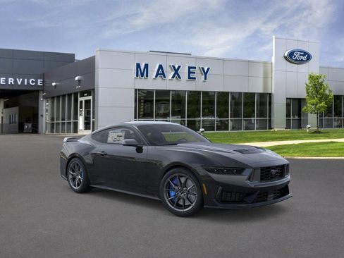 New 2025 Ford Mustang Dark Horse image 7