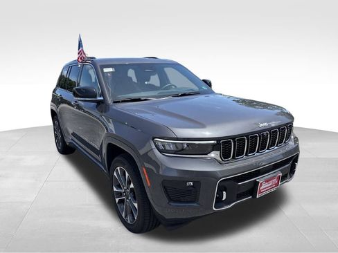 New 2025 Jeep Grand Cherokee Overland w/ Adv Protech Group III image 9