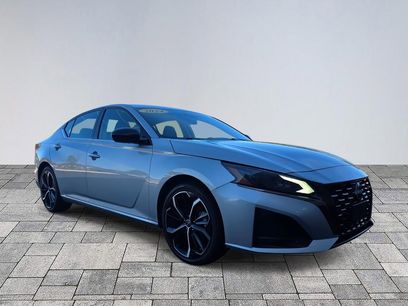 Used 2024 Nissan Altima 2.5 SR