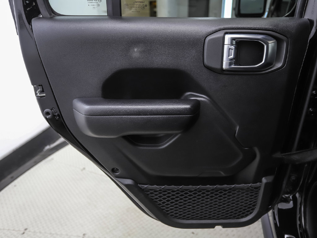 Used 2021 Jeep Wrangler Unlimited Sport AWD/4WD image 20