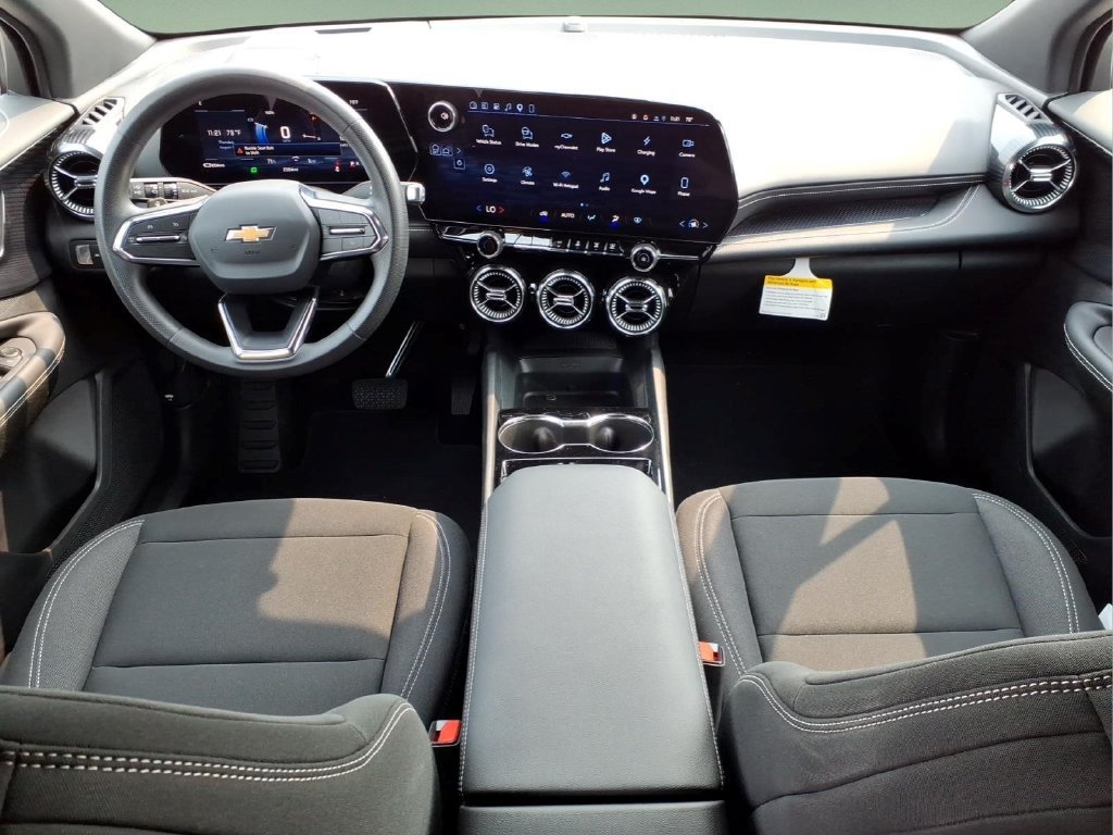 Used 2026 Chevrolet Blazer EV LT AWD/4WD image 12