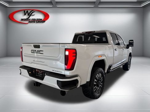 Used 2024 GMC Sierra 2500 Denali Ultimate w/ Max Trailering Package AWD/4WD image 6