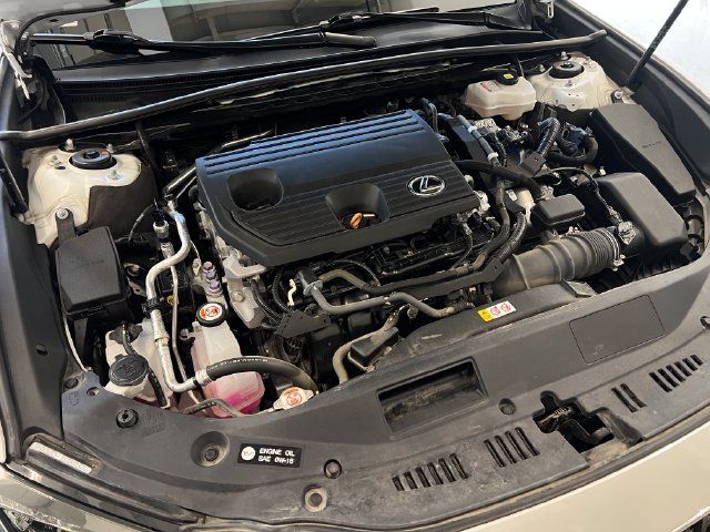 Used 2024 Lexus ES 300h w/ Premium Package FWD image 44