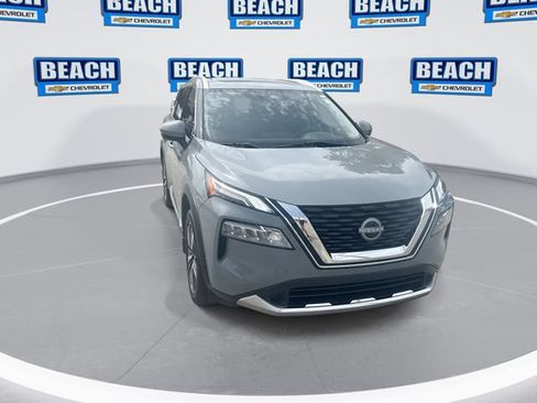 Used 2023 Nissan Rogue Platinum AWD/4WD image 3