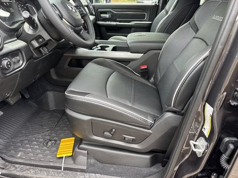 New 2026 RAM 3500 Laramie AWD/4WD image 9