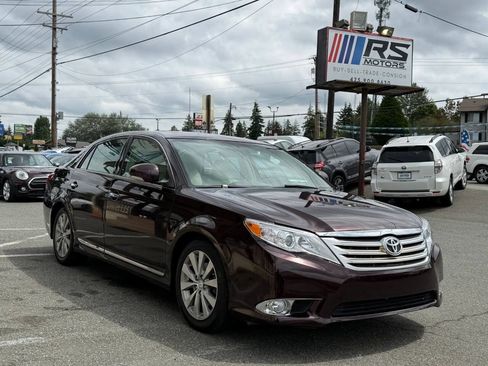 Used 2012 Toyota Avalon Limited FWD image 7