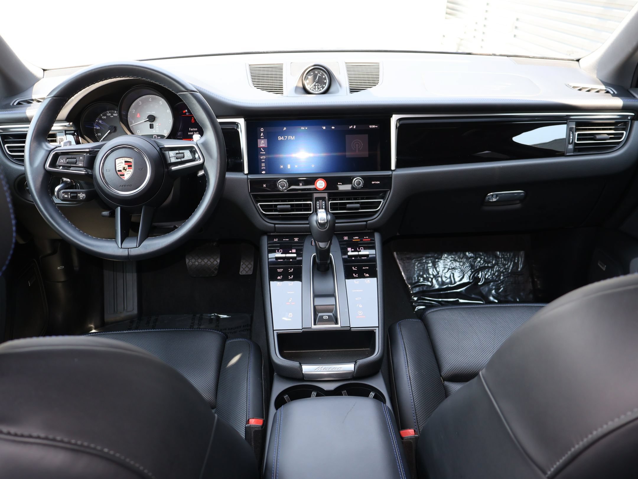 Certified 2024 Porsche Macan S w/ Premium Plus Package AWD/4WD image 24