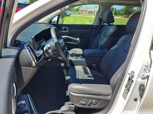 New 2026 Kia Sorento S w/ S Panoramic Sunroof Package FWD image 12